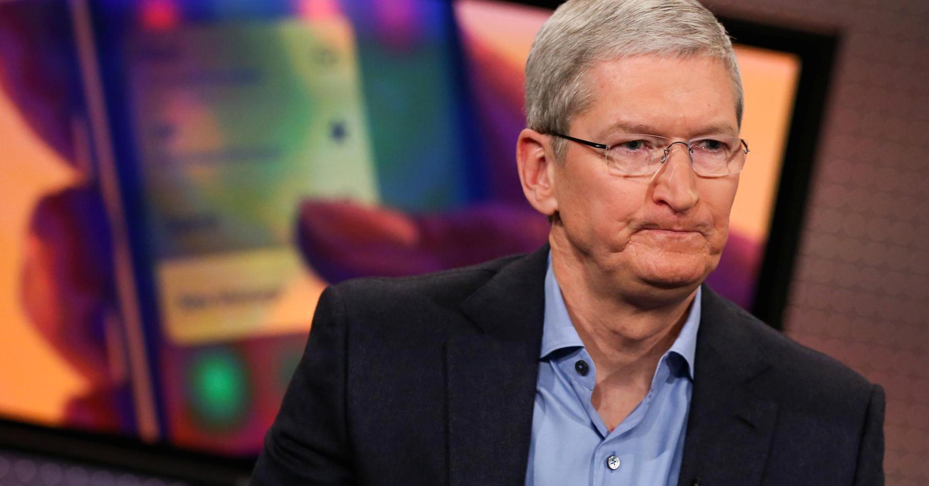 Image result for Apple is missing out on billions of dollars by skirting the hottest trend in software