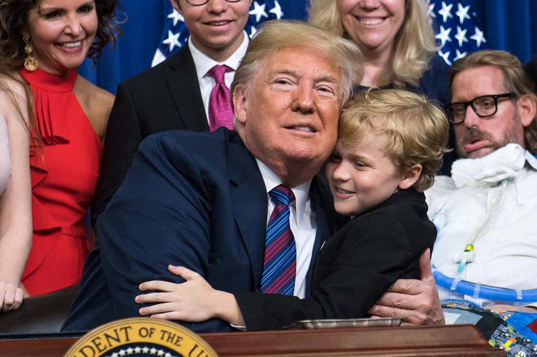 Image result for Drug access law Trump just signed will cripple FDAâsenator is making sure of it